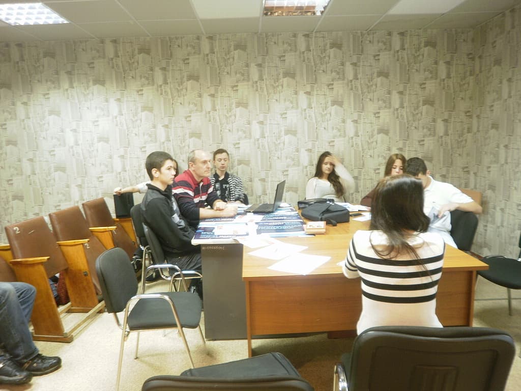 18.12.13 Тренинг по теме «Курение – оружие геноцида» для группы волонтеров МКУ Молодежный центр г. Железногорска