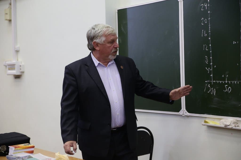 21.10.14 Жданов в Костромской сельскохозяйственной академии