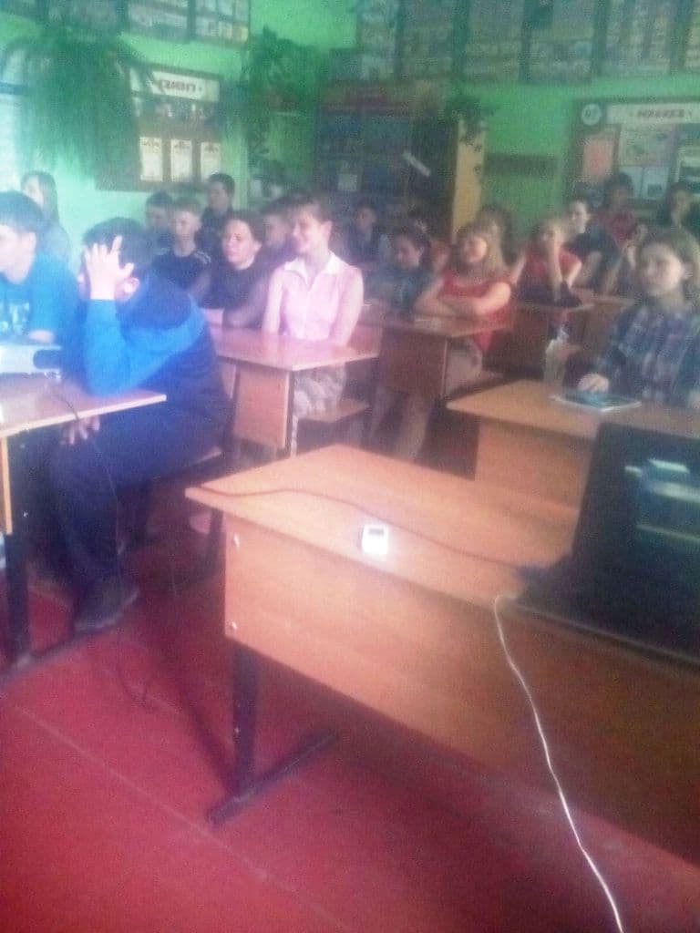 29.05.15 Общее дело в Большесолдатской средней общеобразовательной школы Курской области