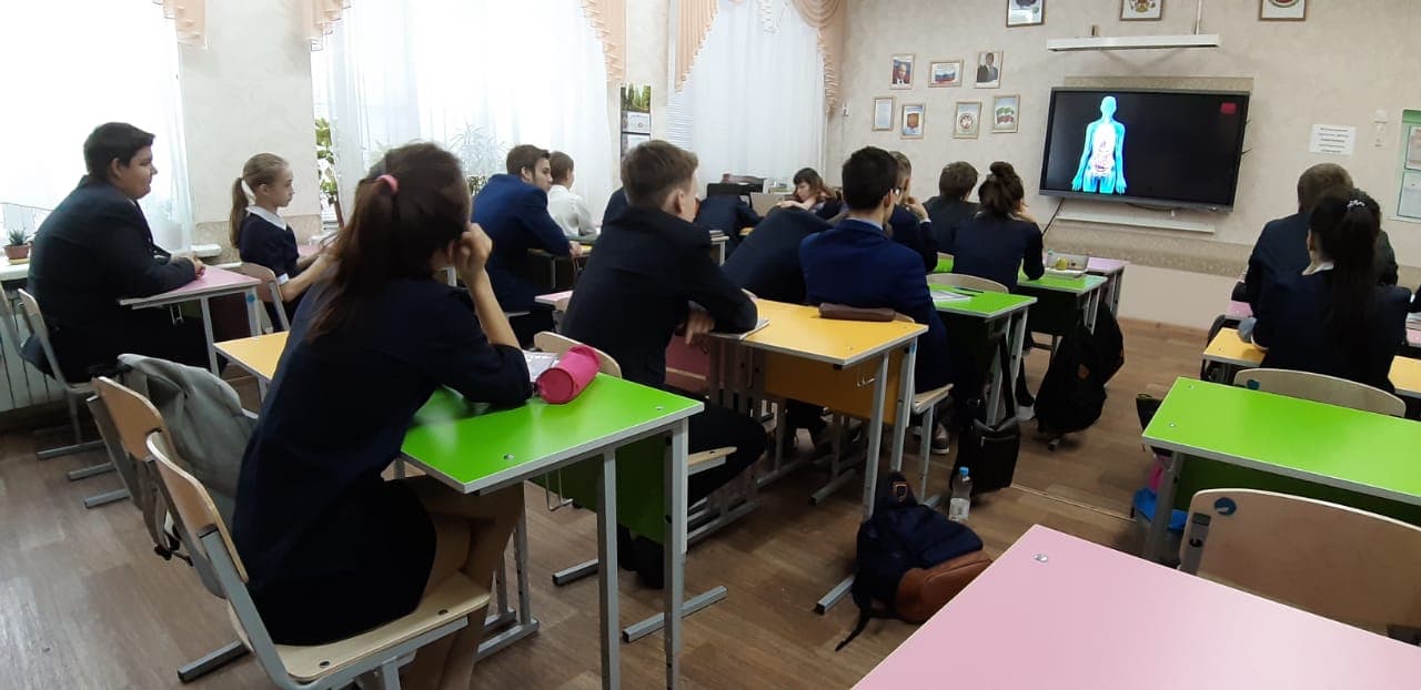 Лекция в гимназии №90 г. Казани