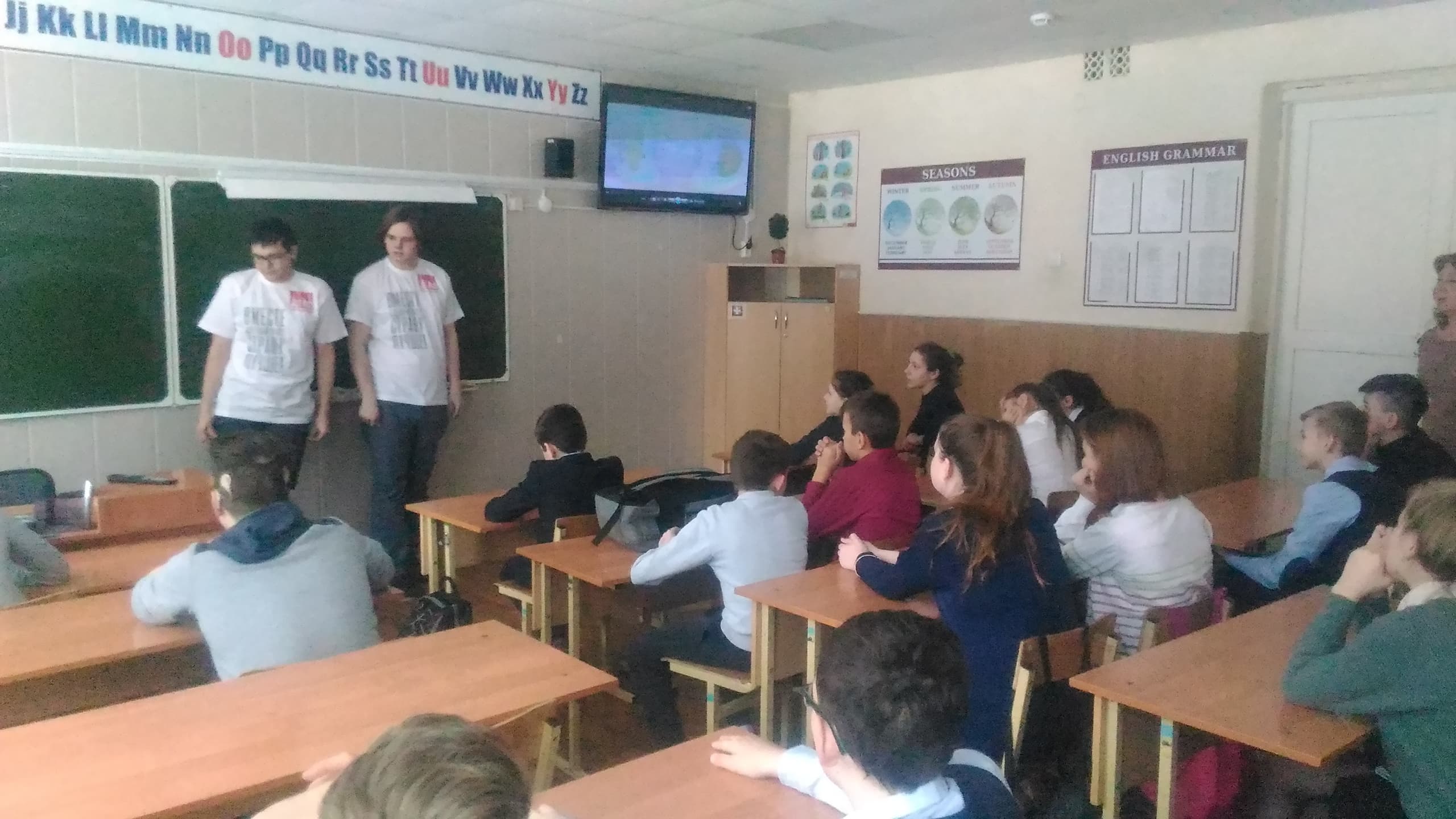 «Сверстник-сверстнику»: юные активисты «Общего дела» провели занятие в школе №31 города Костромы