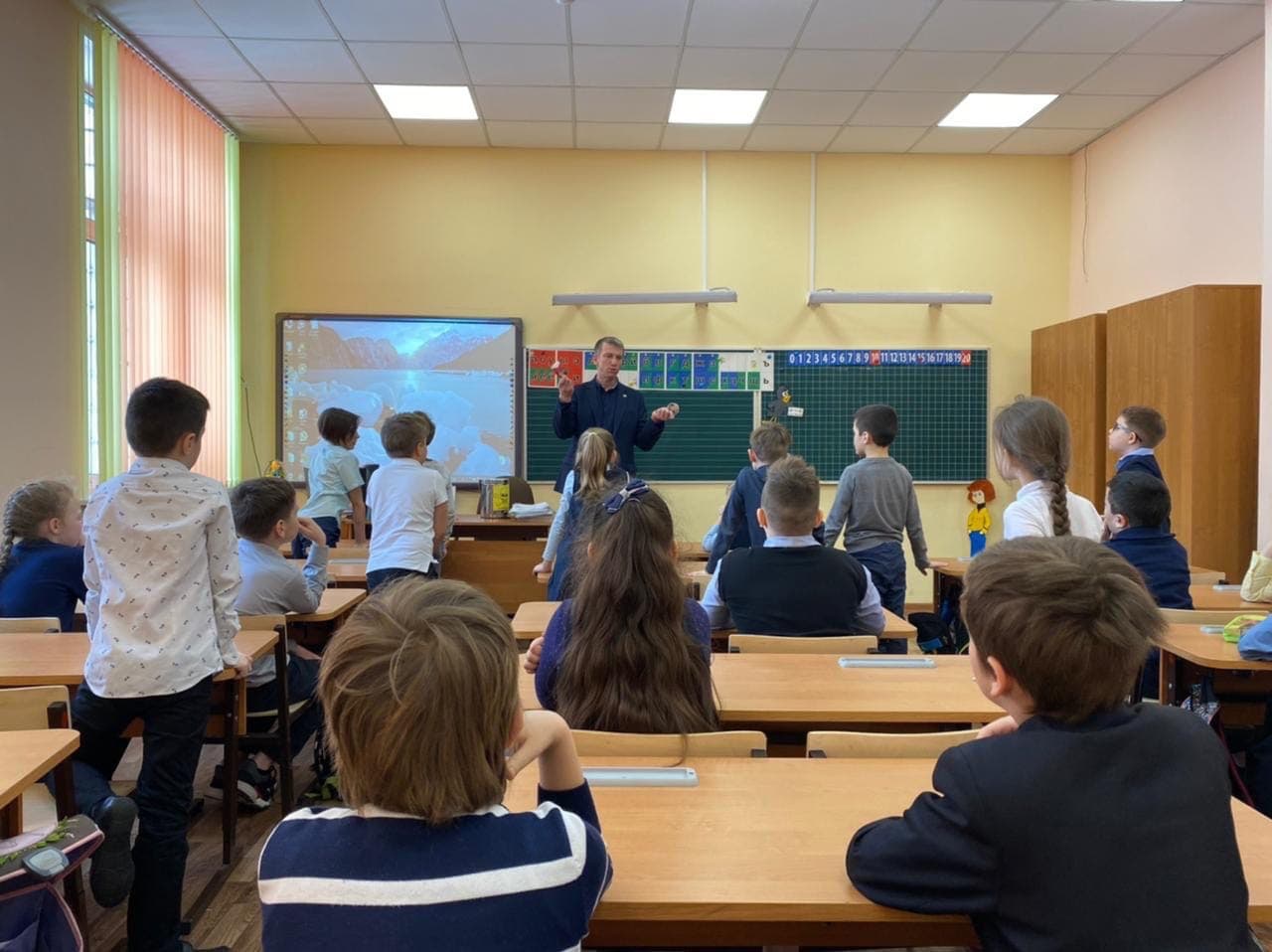 Профилактические уроки для учеников младших классов школы №5 г.Видное