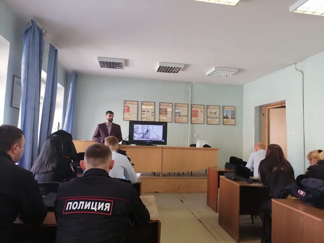 В Екатеринбурге прошла очередная профилактическая встреча с офицерами отдела полиции №12