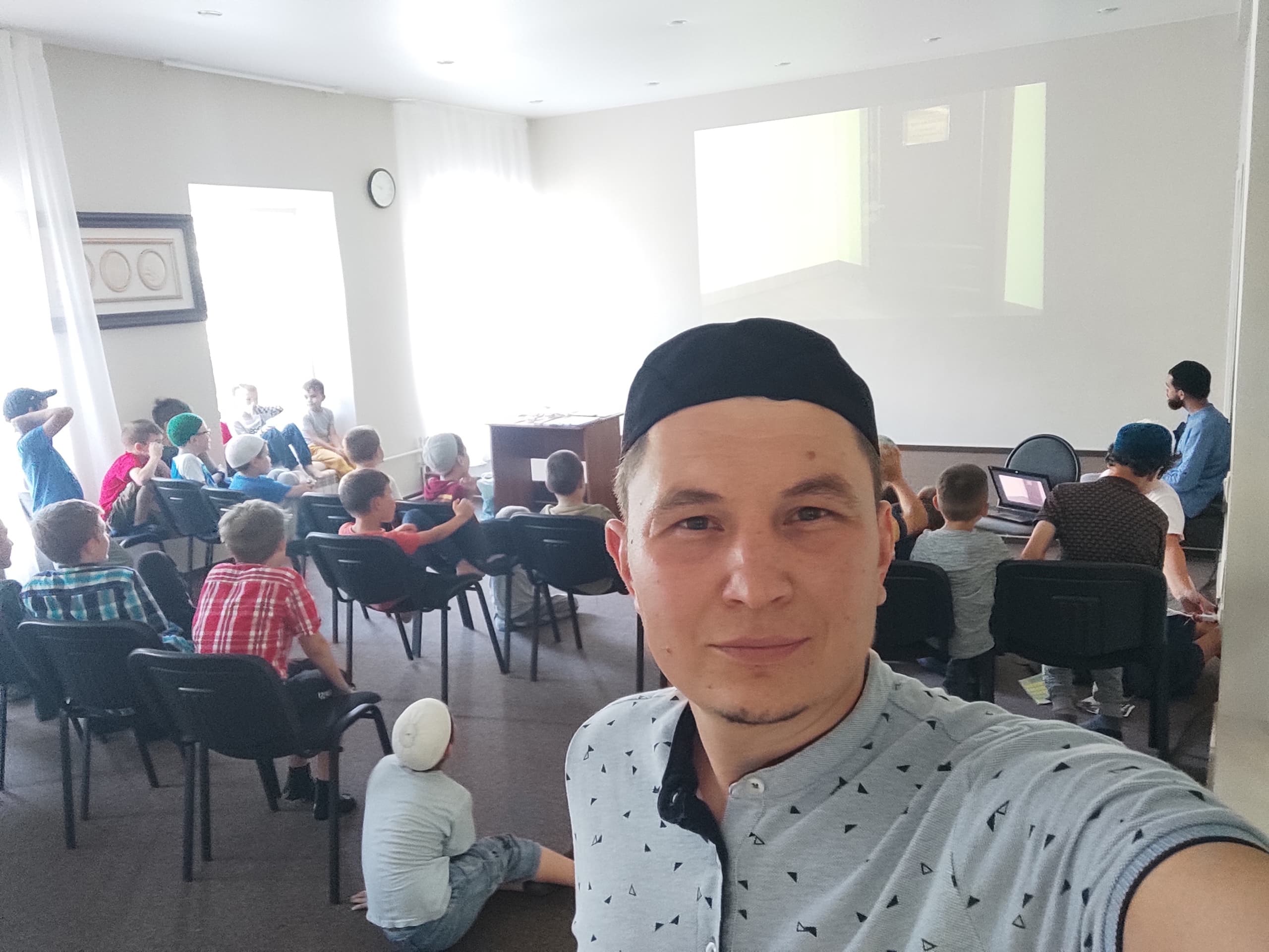 Лекции по профилактике курения в Апанаевской медресе