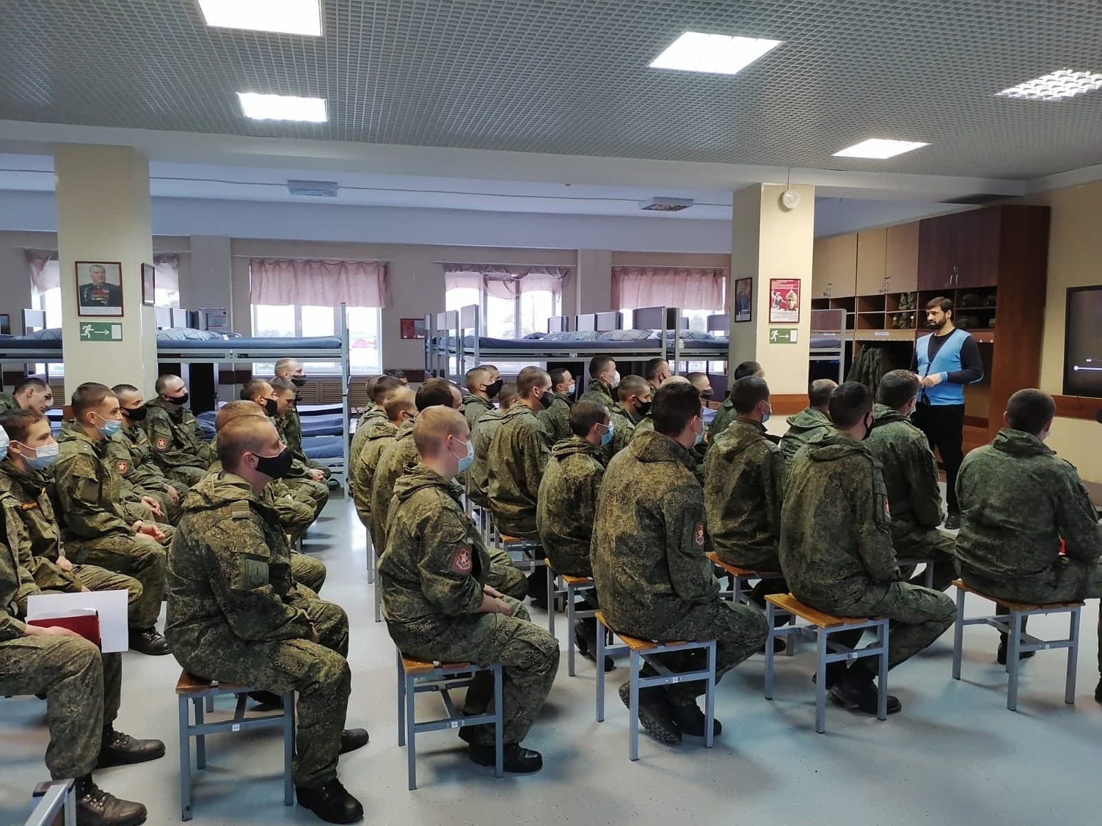 Профилактические занятия в Екатеринбурге для военнослужащих в/ч 63190
