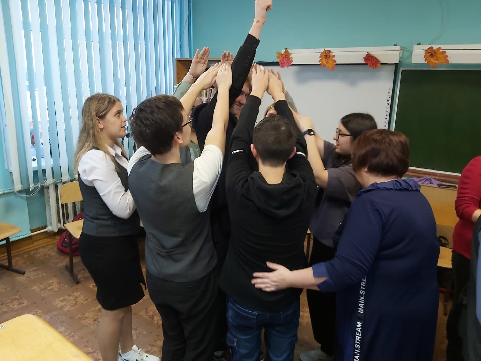 Работа с ребятами Адышевской средней школы, участвующими в конкурсе «Доброволец-ПРО»