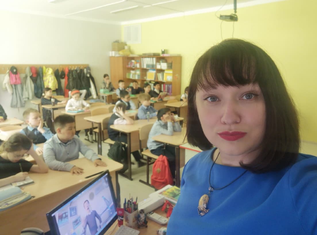 Колесникова Елена провела занятия для учеников СОШ № 21