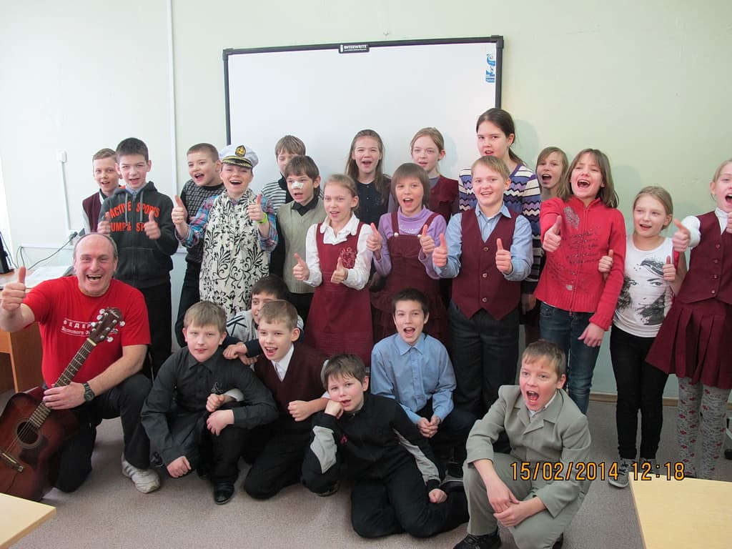 15.02.14 Игровая презентация по теме «Путешествие в страну привычек» в 4А кл. 95 шк. г. Железногорска Красноярского края