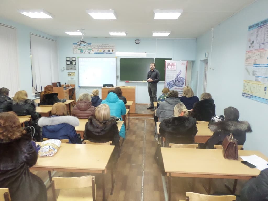 20.02.15 Общее дело на родительском собрании в школе №4 города Костромы