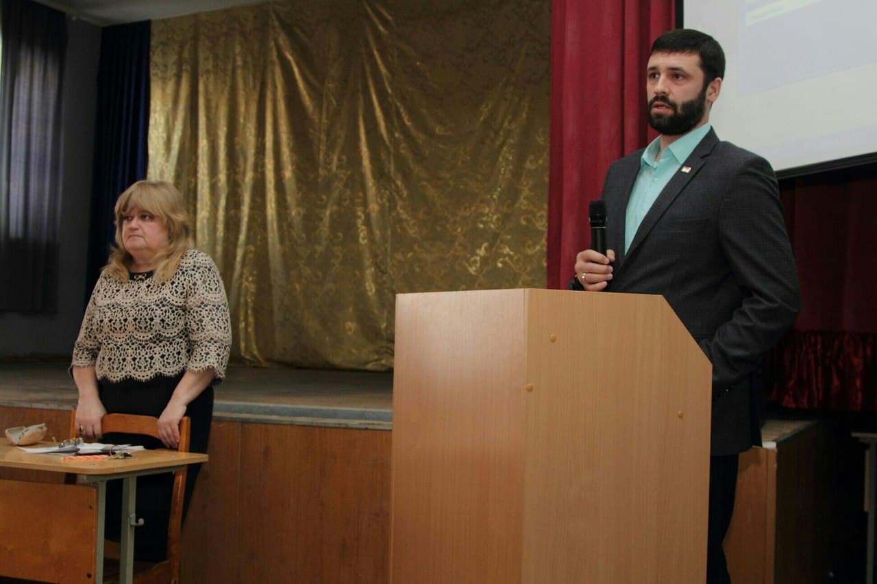 СРОО «Общее дело» на родительское собрание учащихся первого курса в Колледже железнодорожного транспорта УрГУПС