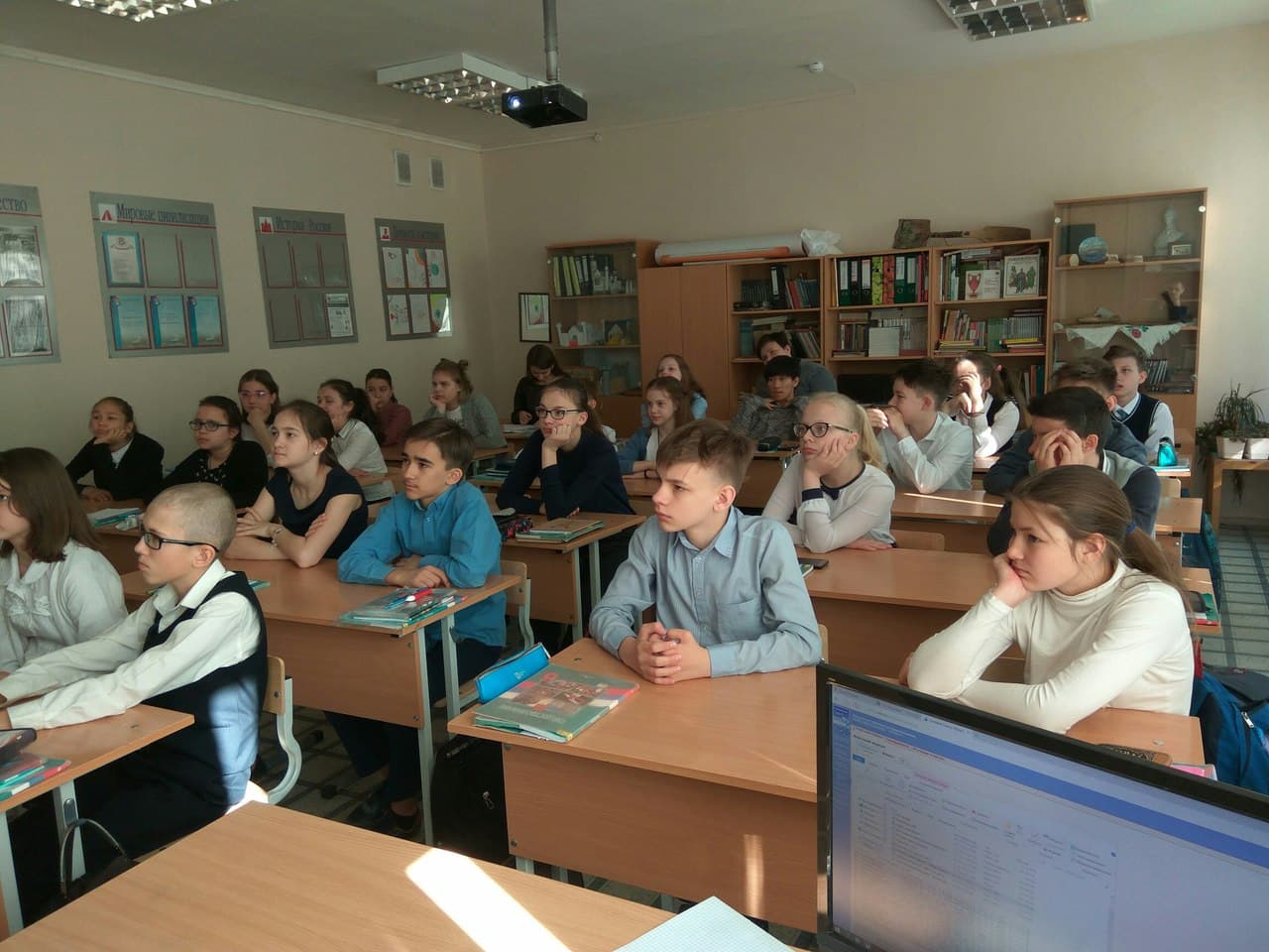 Представители СРОО «Общее дело» провели занятие для школьников МАОУ СОШ №10 Екатеринбурга