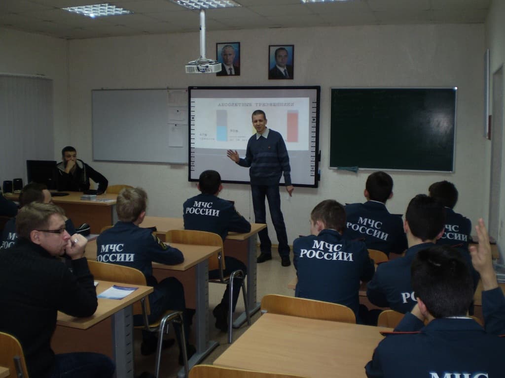 Встреча в Ивановском кадетском пожарно-спасательном корпусе.