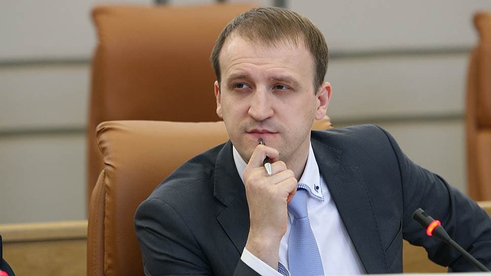 В газете «Коммерсант» вышла статья Дмитрия Дмитриева: «Алкоголь разрушает все сферы жизни, в том числе и экономику»