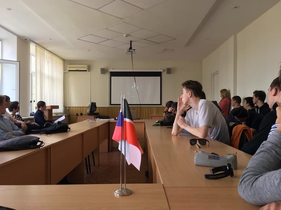Лекция по профилактике наркомании в Казанском автотранспортном техникуме