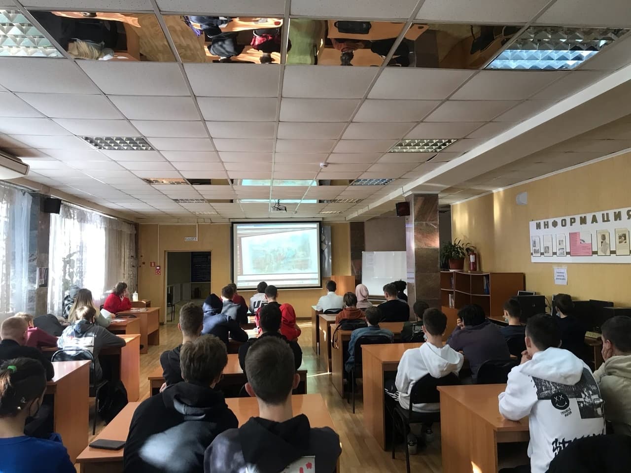 Серия занятий в Дальневосточном государственном гуманитарно-техническом колледже во Владивостоке