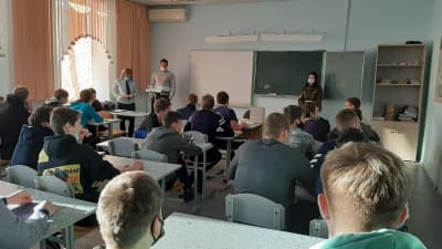 В рамках конкурса общественники и сотрудники УНК ГУ МВД России провели мероприятие в филиале дорожно-транспортного техникума в деревне Замятино