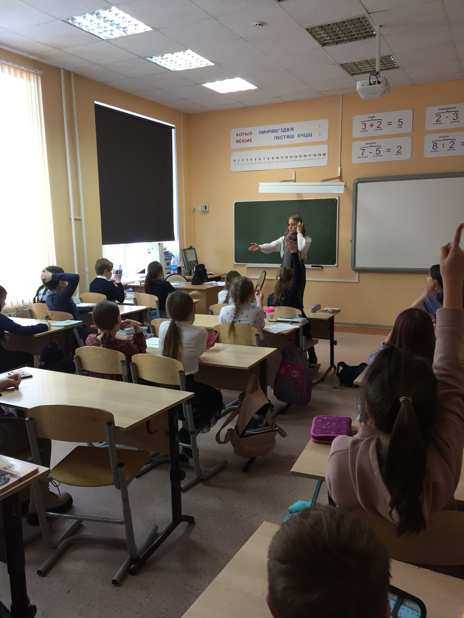 В гимназии №6 города Томска было проведено профилактическое занятие о вреде курения