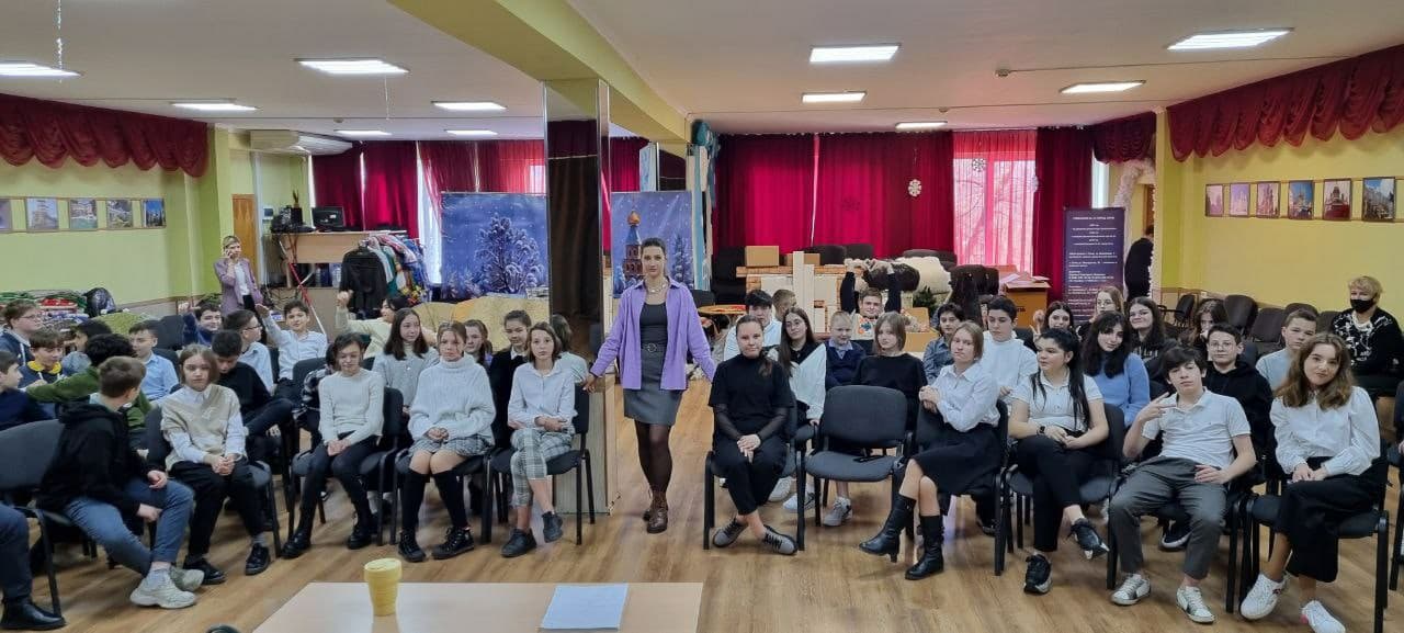 Три профилактических урока в Гимназии №44 им. В.А.Сухомлинского в Сочи