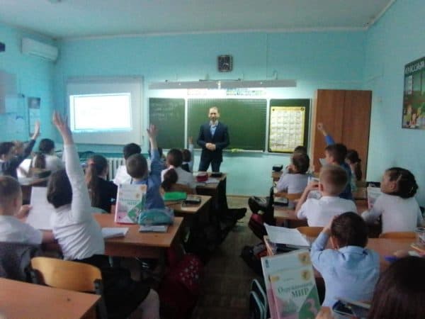 23 урока в одной школе за апрель!